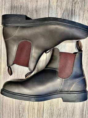 Blundstone size 11 Boot Leather unisex run way item used 1x like new.